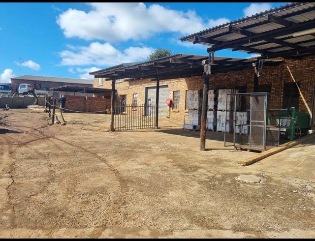 230M² BUSINESS FOR SALE IN KULEKA
